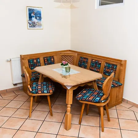 Kastanienhof Selz Apartment