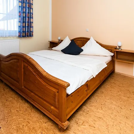Kastanienhof Selz Apartment